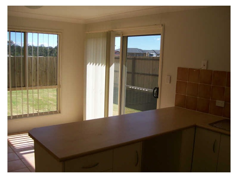 27 Higgins Street, Collingwood Park QLD 4301