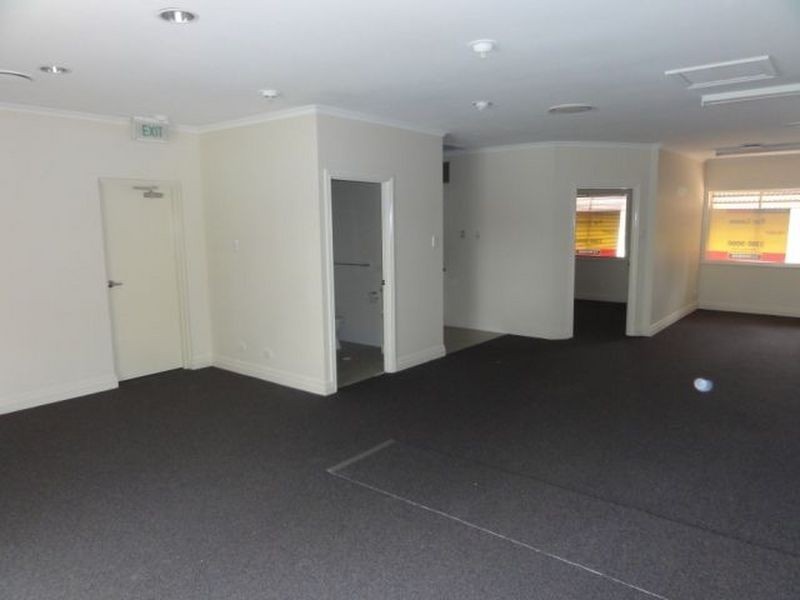 5/3 The Esplanade, Forest Lake QLD 4078