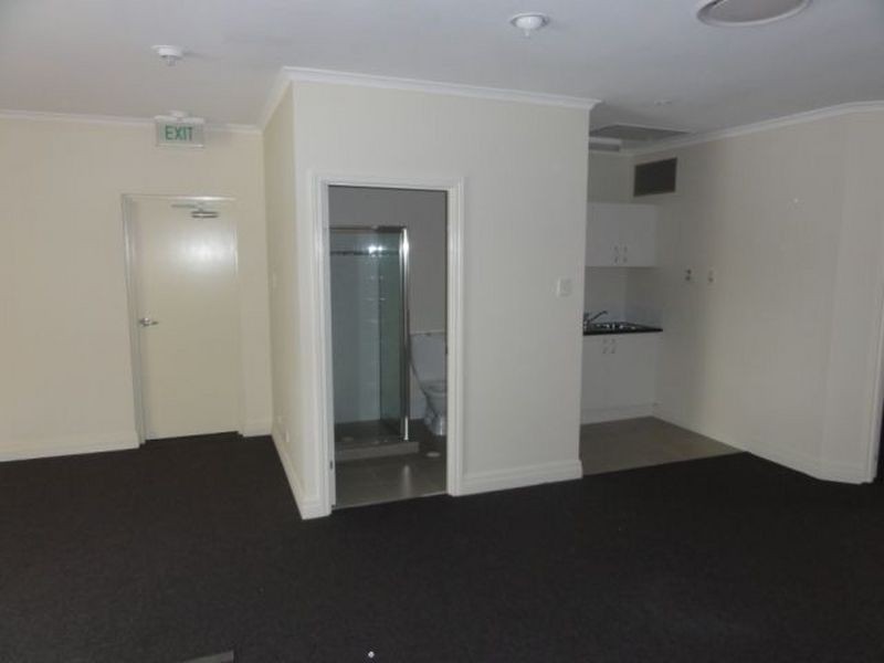 5/3 The Esplanade, Forest Lake QLD 4078