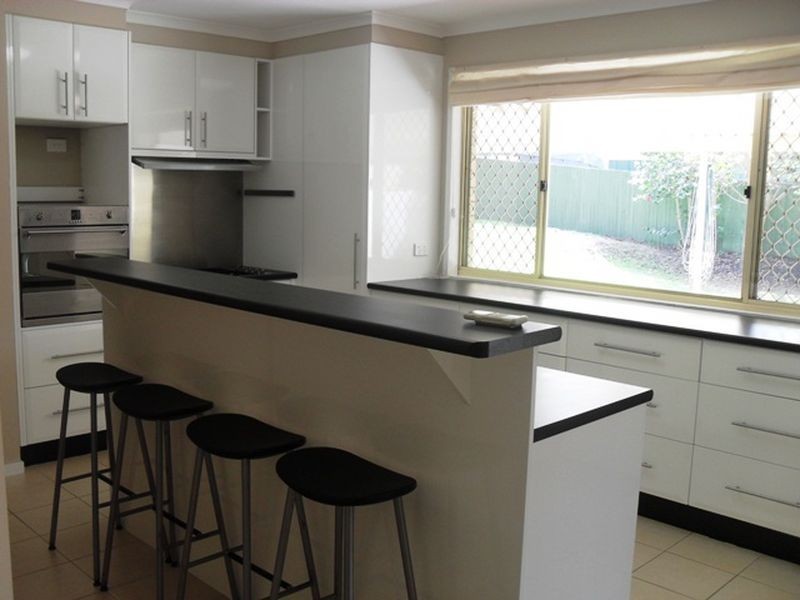 12 Springfield Place, Forest Lake QLD 4078