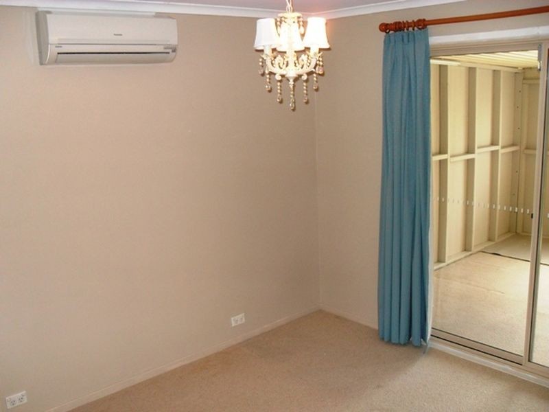 12 Springfield Place, Forest Lake QLD 4078