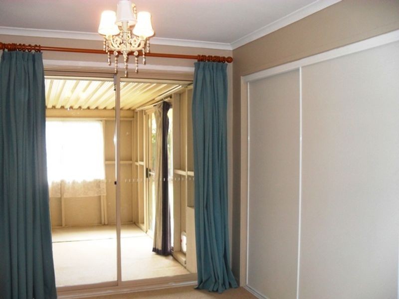 12 Springfield Place, Forest Lake QLD 4078