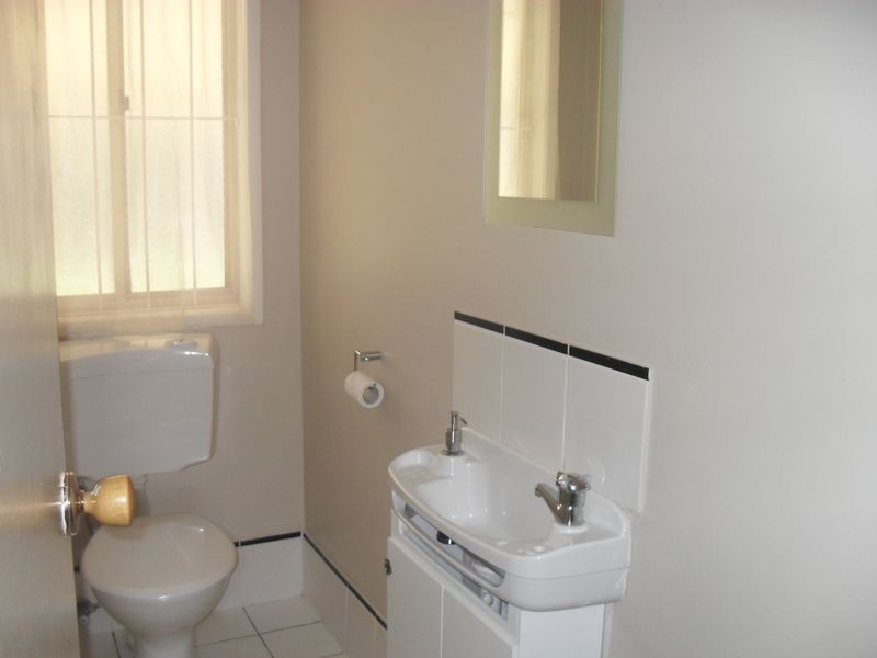 12 Springfield Place, Forest Lake QLD 4078