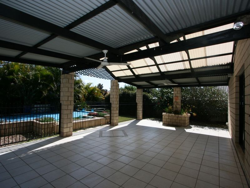 37 Cascade Drive, Forest Lake QLD 4078