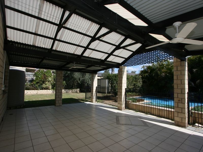 37 Cascade Drive, Forest Lake QLD 4078