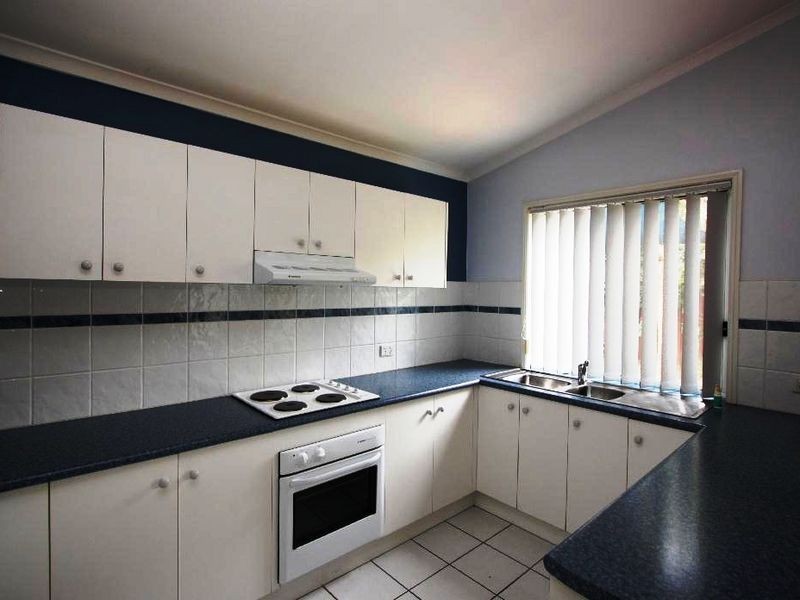 17 Birkenhead Crescent, Forest Lake QLD 4078