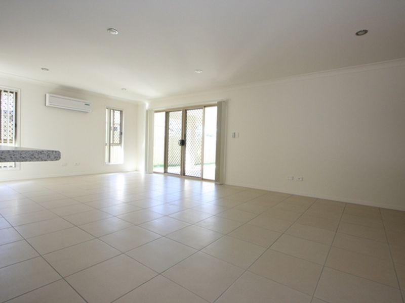 42 Finetti Circuit, Durack QLD 4077