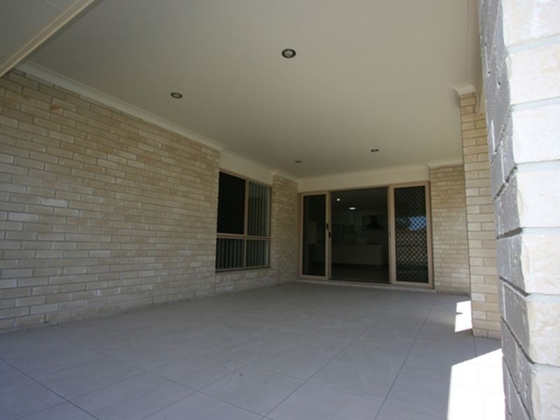 42 Finetti Circuit, Durack QLD 4077