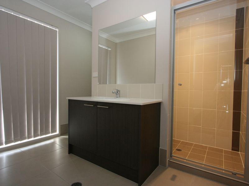 4 Domatia Street, Heathwood QLD 4110