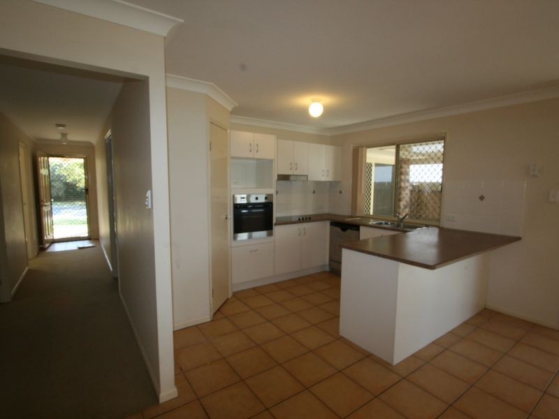 37 Moran Crescent, Forest Lake QLD 4078