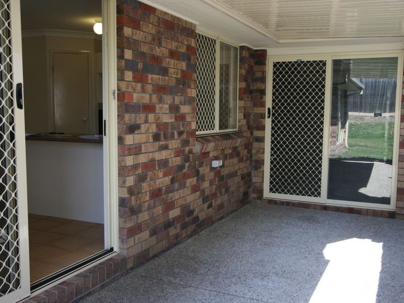 37 Moran Crescent, Forest Lake QLD 4078