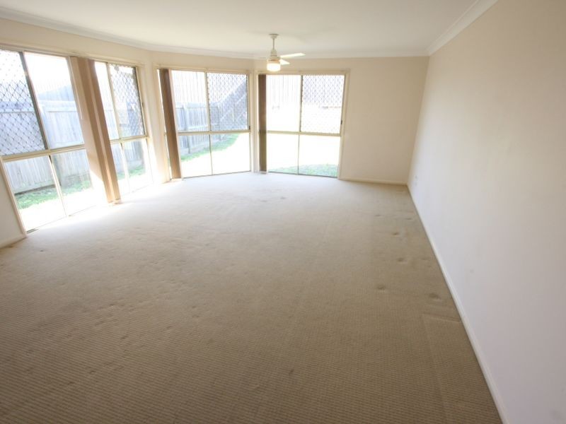 37 Moran Crescent, Forest Lake QLD 4078