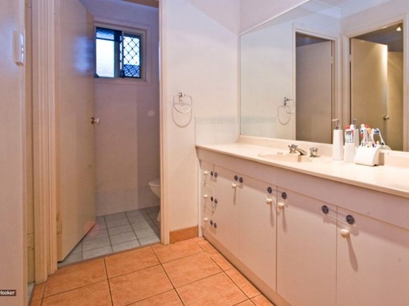 15 Cassowary Street, Doolandella QLD 4077