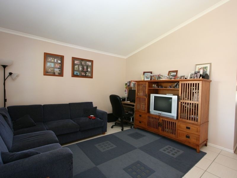 13 Chelsea Place, Forest Lake QLD 4078