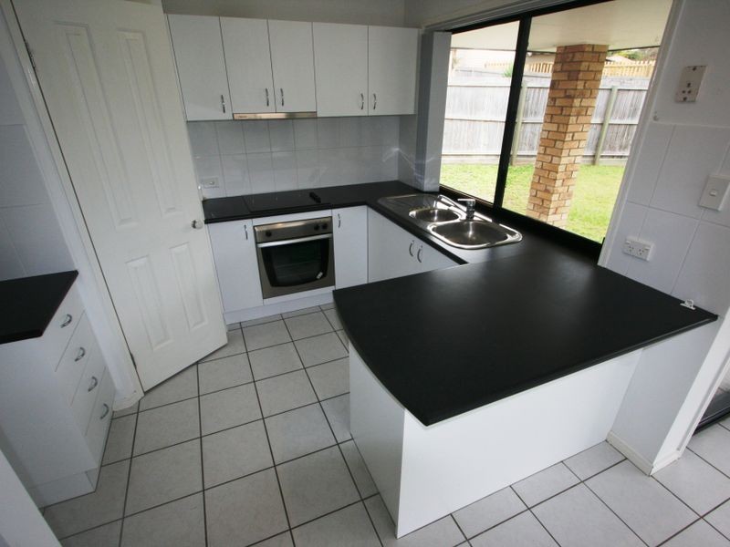 6 Deborah Drive, Collingwood Park QLD 4301