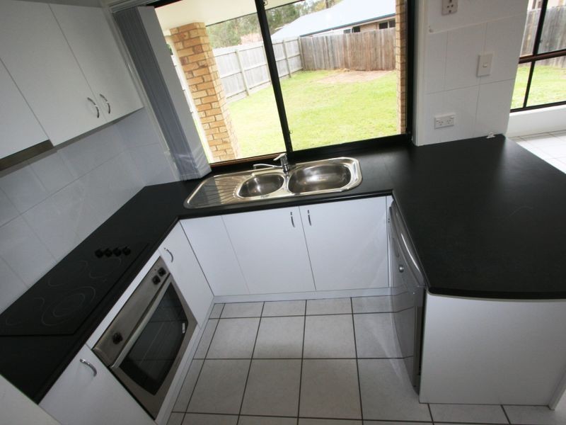 6 Deborah Drive, Collingwood Park QLD 4301