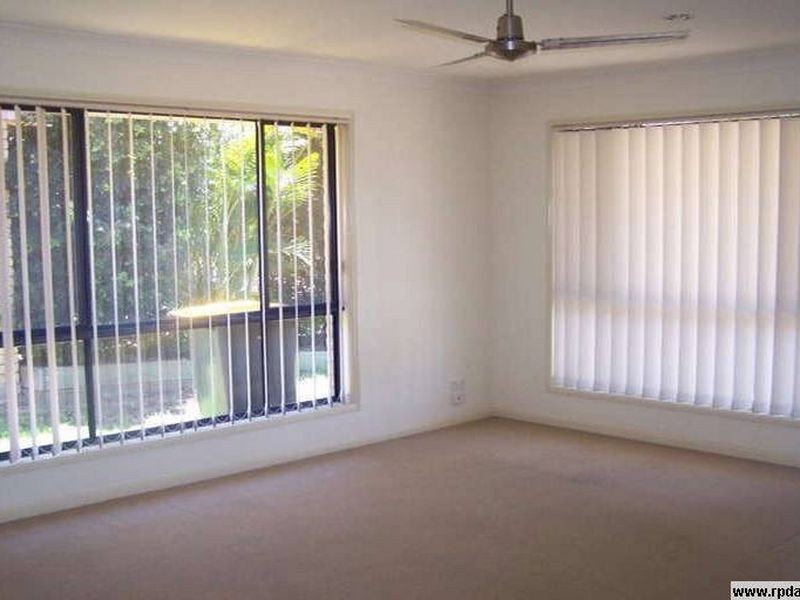 4 Harrison Crescent, Forest Lake QLD 4078