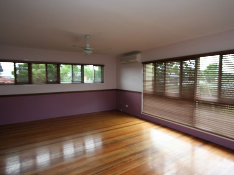 5 Gull Street (cnr Penguin Stree, Inala QLD 4077