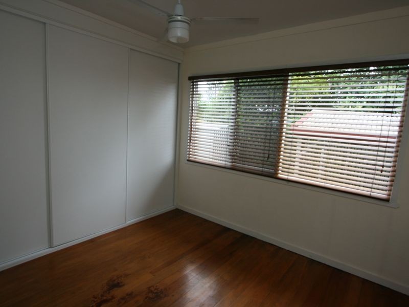 5 Gull Street (cnr Penguin Stree, Inala QLD 4077