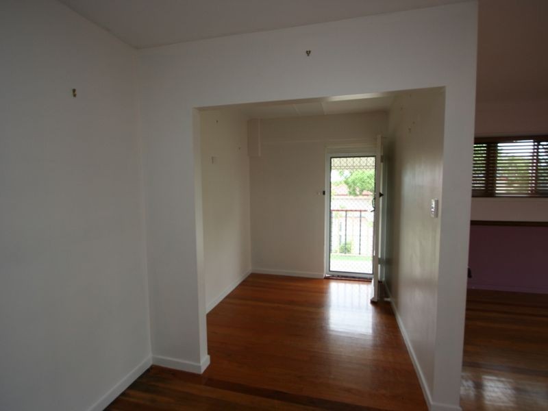 5 Gull Street (cnr Penguin Stree, Inala QLD 4077