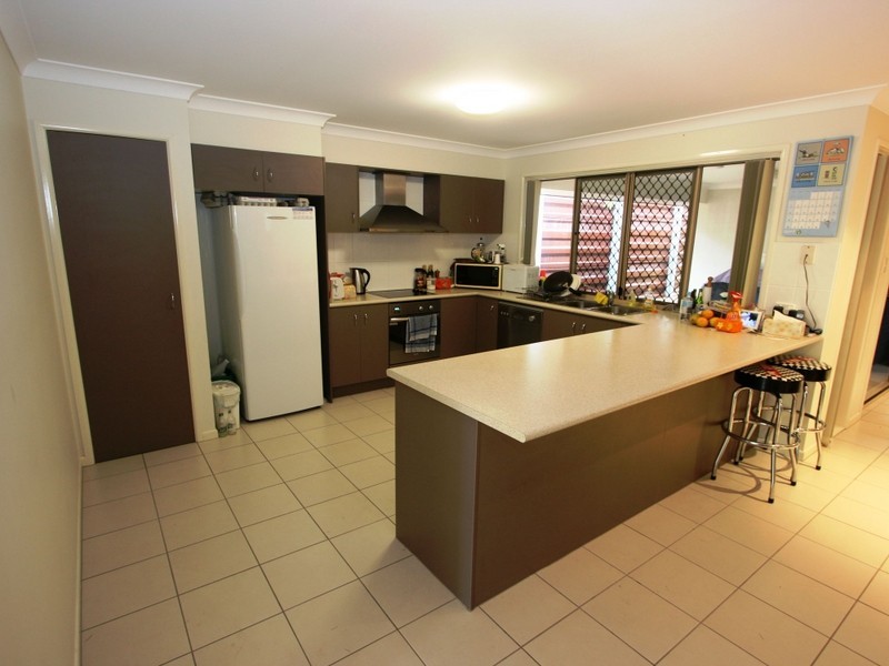 23 Juniper Street, Heathwood QLD 4110