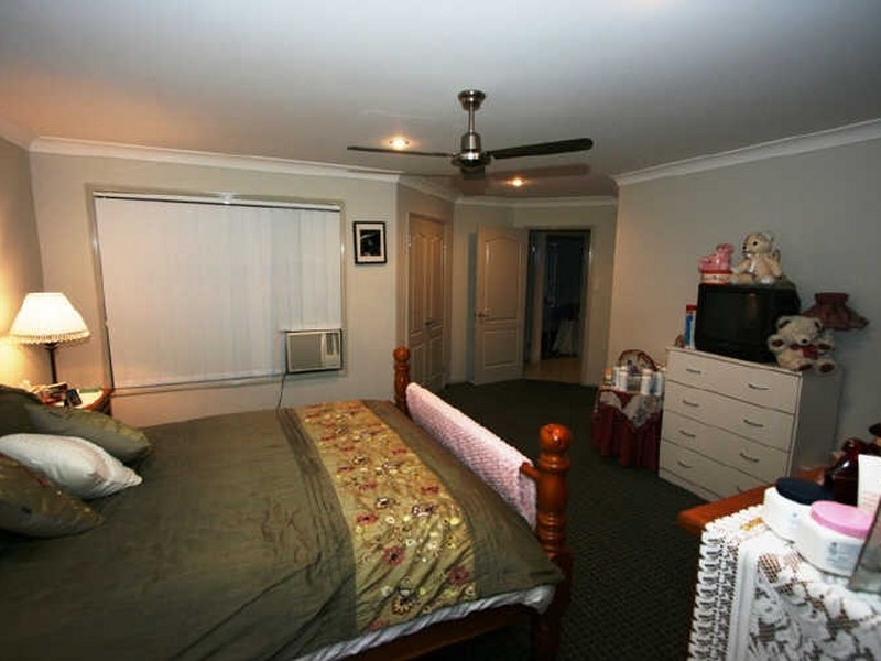 84 Snowy River Circuit, Forest Lake QLD 4078