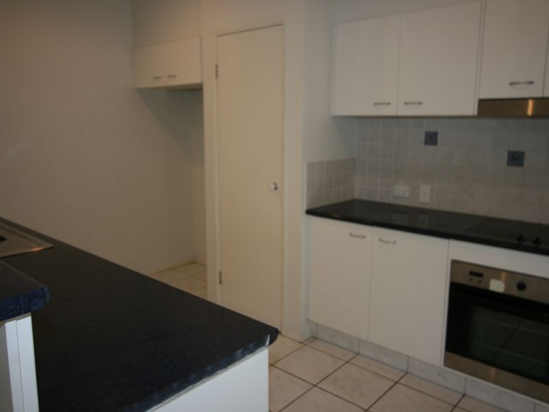 8 Robson Street, Forest Lake QLD 4078