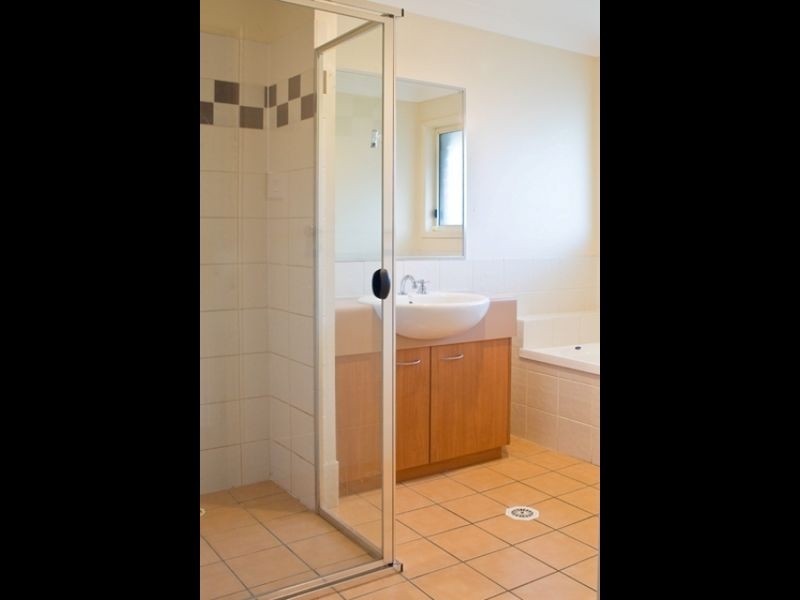 27 Clayton Court, Crestmead QLD 4132