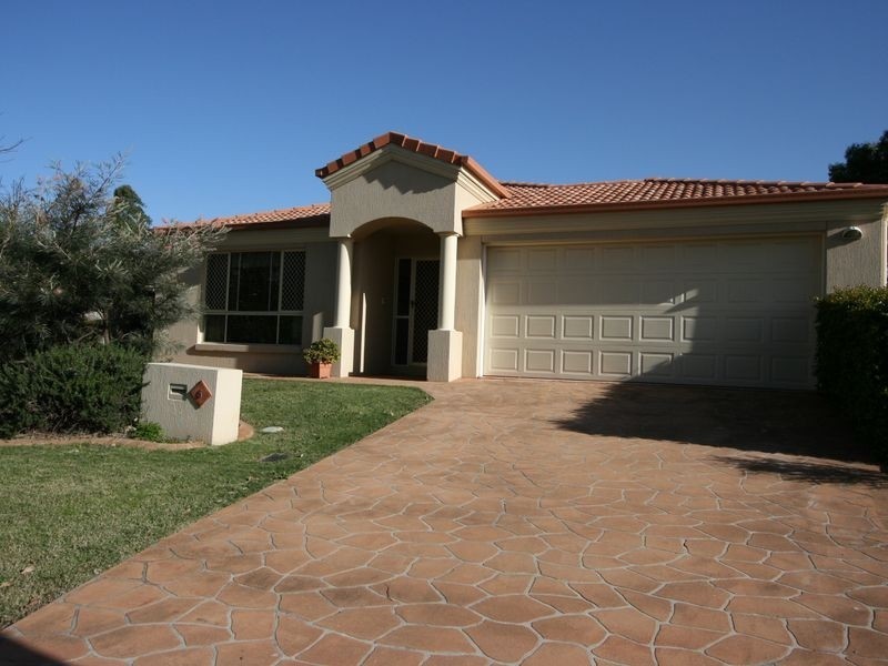 6 Dulwich Place, Forest Lake QLD 4078