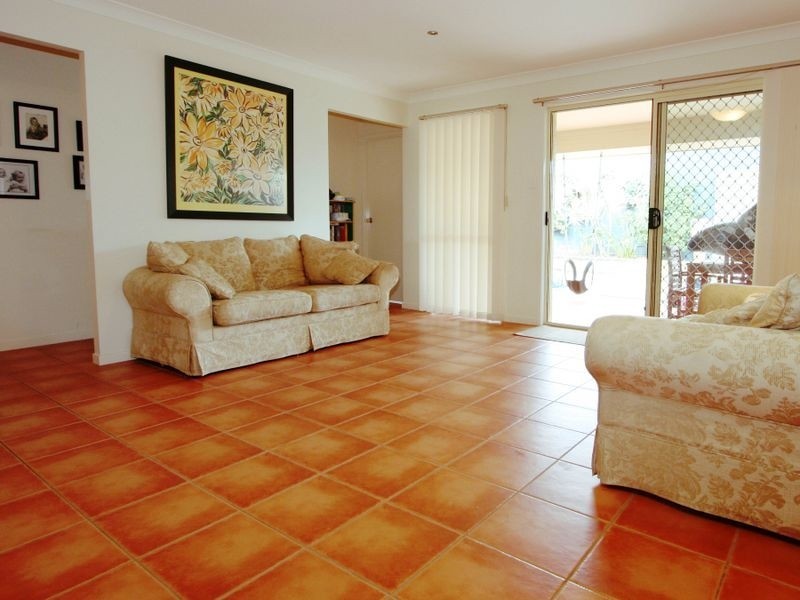 6 Dulwich Place, Forest Lake QLD 4078