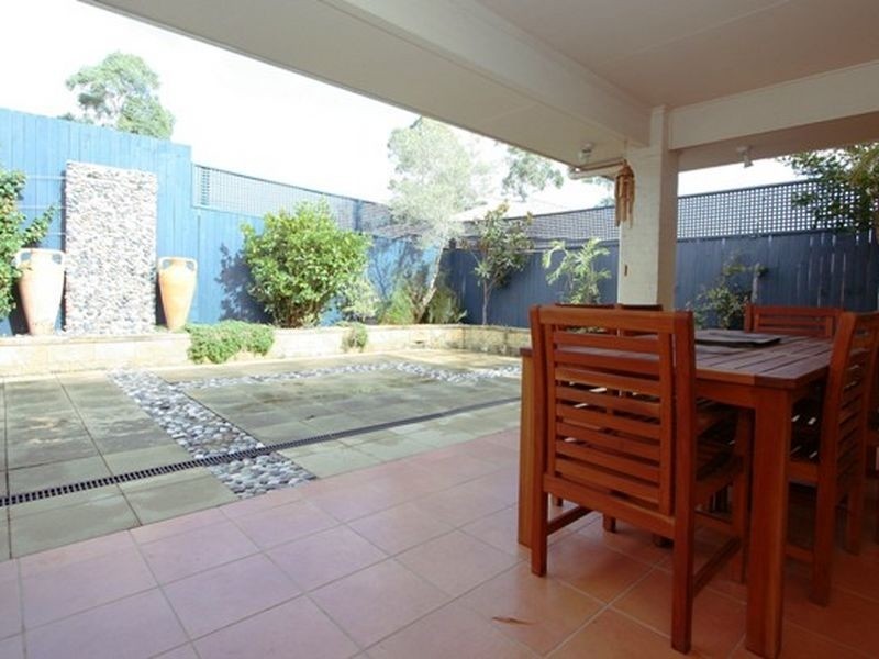 6 Dulwich Place, Forest Lake QLD 4078