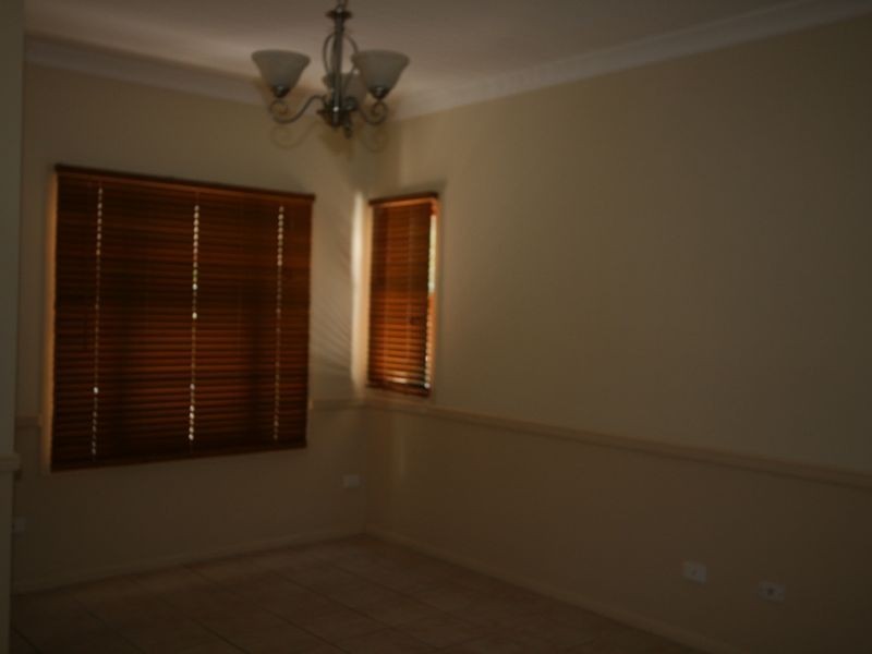 17 Carisbrook Circuit, Forest Lake QLD 4078