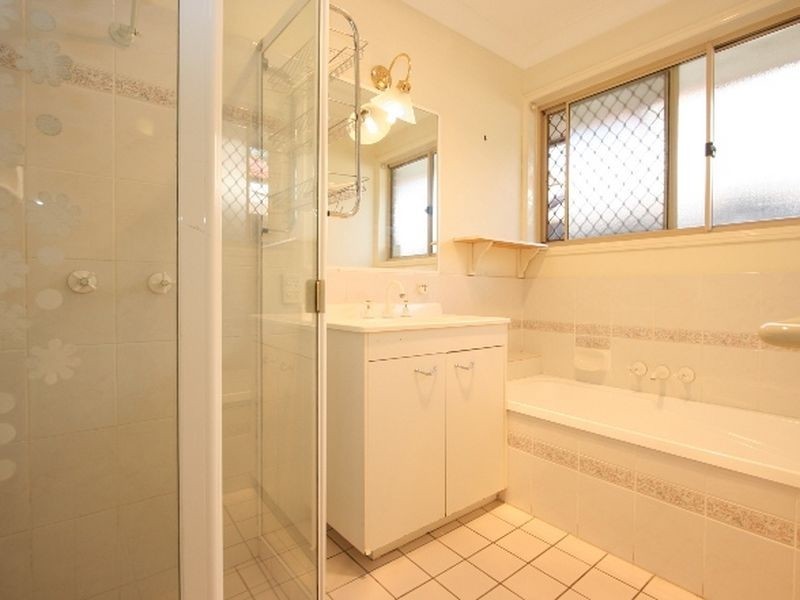 60 Lanata Crescent, Forest Lake QLD 4078