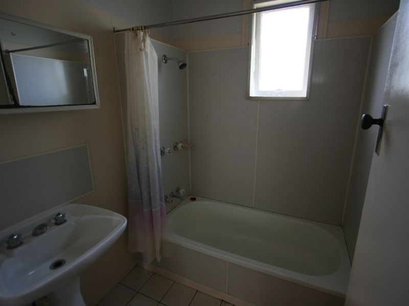 1 Nugent Street (Cnr 52 Randwick, Durack QLD 4077