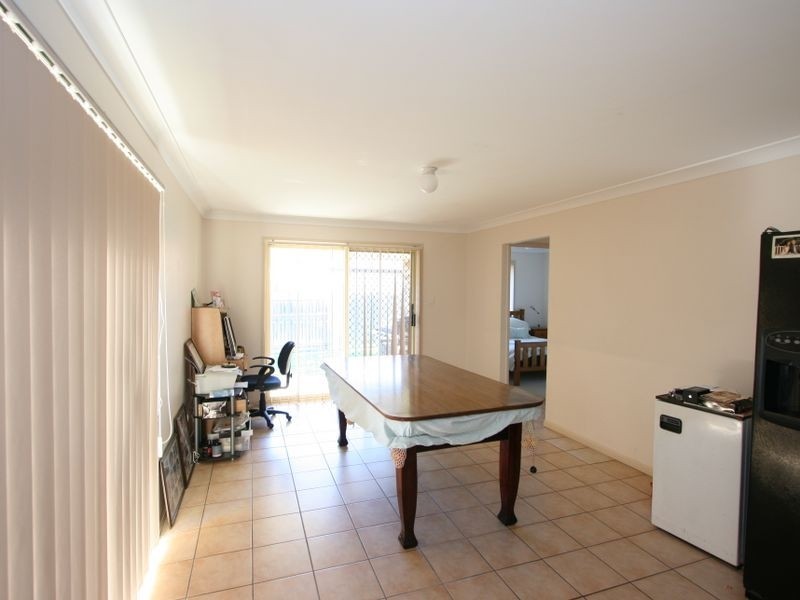 8 Merganser Place, Forest Lake QLD 4078