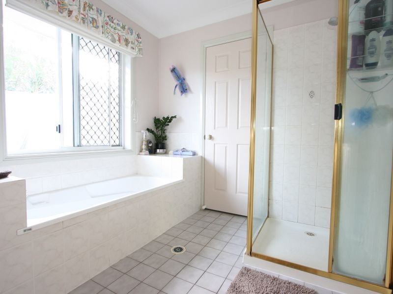 3 Thyme Close, Forest Lake QLD 4078