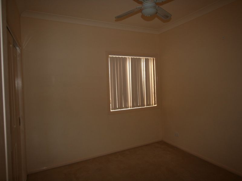 10 Simpson Way, Forest Lake QLD 4078