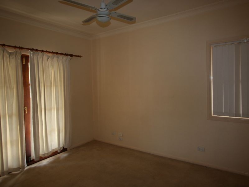 10 Simpson Way, Forest Lake QLD 4078