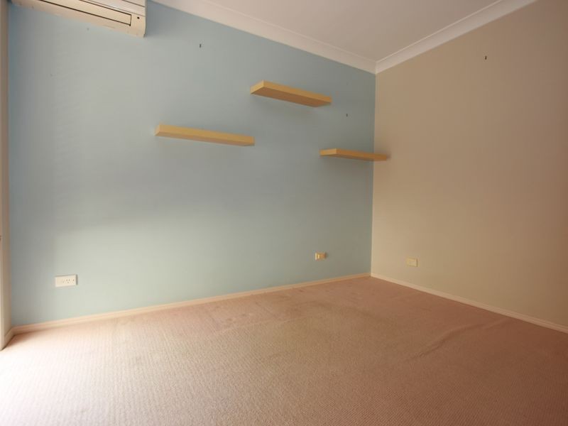 18 Huon Place, Forest Lake QLD 4078