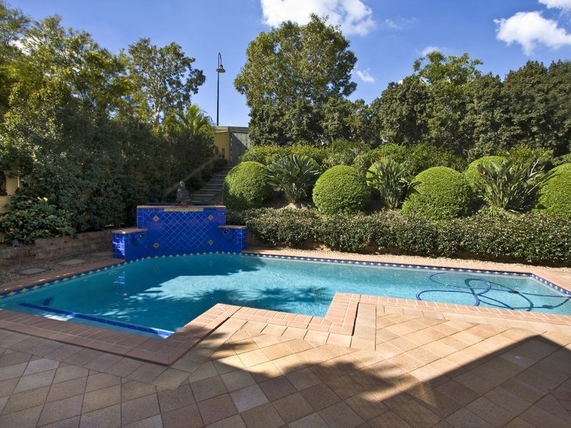 19a Santa Cruz Place, Forest Lake QLD 4078