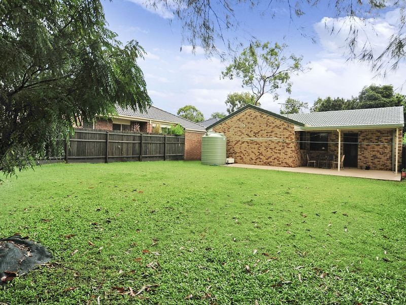 42 Serrata Circuit, Forest Lake QLD 4078