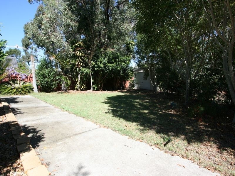 16 Renoir Crescent, Forest Lake QLD 4078