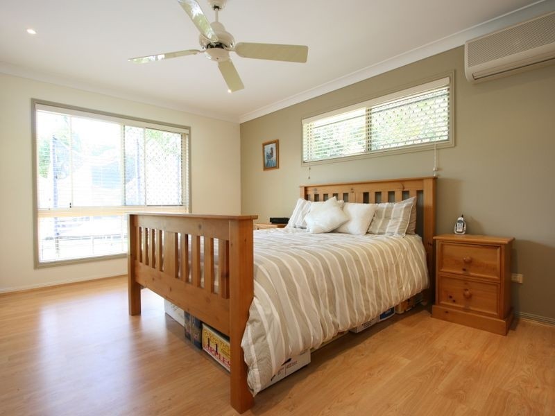 34 Laricina Circuit, Forest Lake QLD 4078