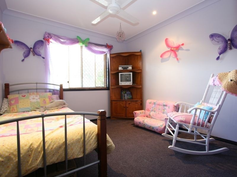 34 Laricina Circuit, Forest Lake QLD 4078