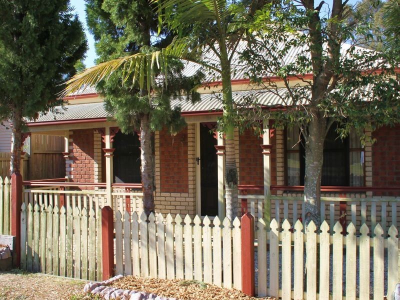 10 Crediton Place, Forest Lake QLD 4078