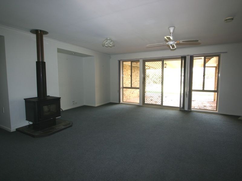 96 Renoir Crescent, Forest Lake QLD 4078