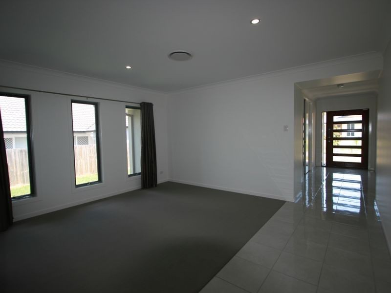 3 Davidshone Close, Doolandella QLD 4077