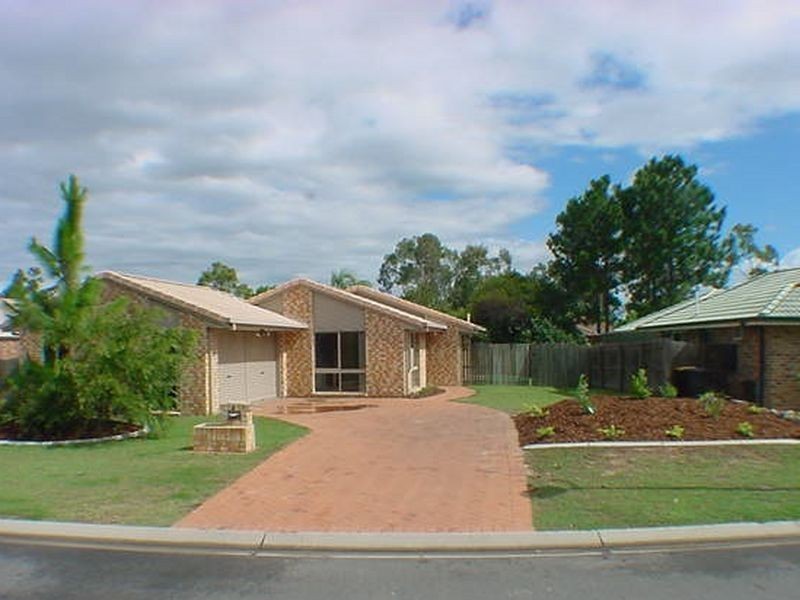 4 Noumea Place, Forest Lake QLD 4078