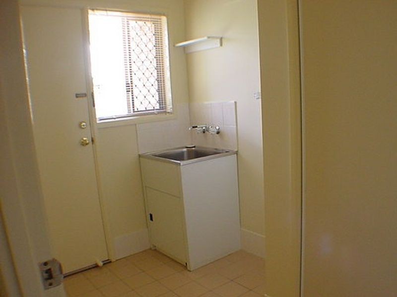 4 Noumea Place, Forest Lake QLD 4078