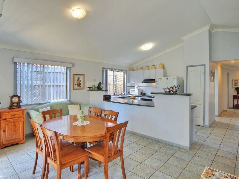 14 Danbulla Crescent, Forest Lake QLD 4078